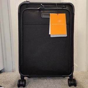 Briggs & Riley Baseline Global Expandable Carry-On Spinner (BLU121CXSPW-4 Black)